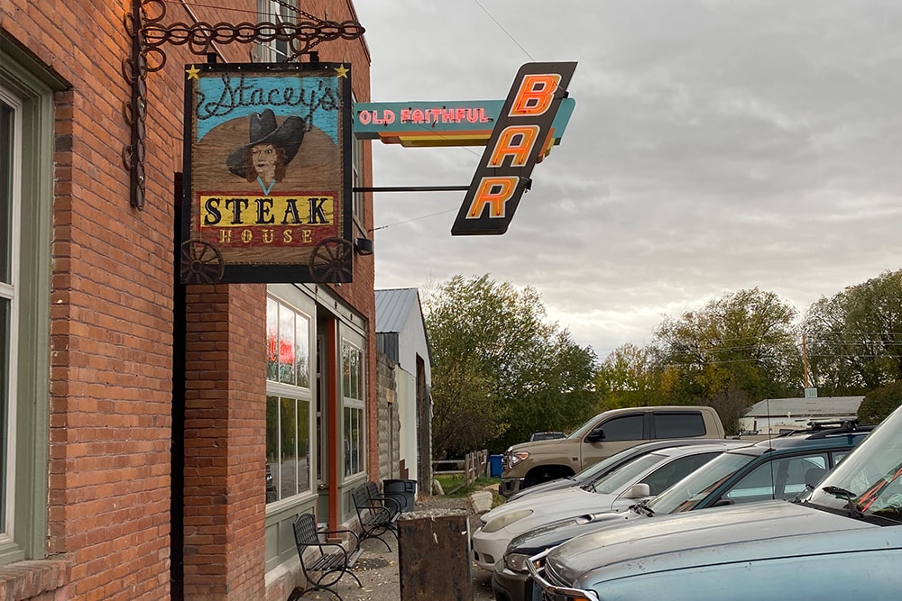 staceys-old-faithful-bar
